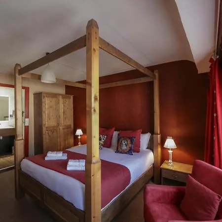 Hotel De Paris