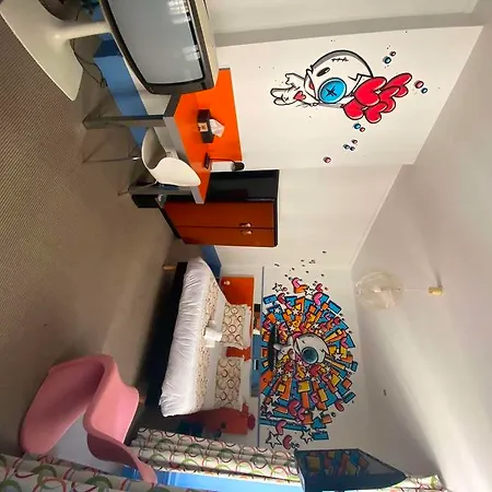 מלון De Paris 3*
