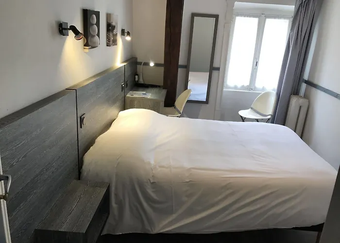 De Paris 3*
